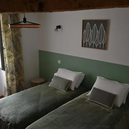 Les Gites D'Andrea - Chez Madame Yvon Surba Extérieur photo